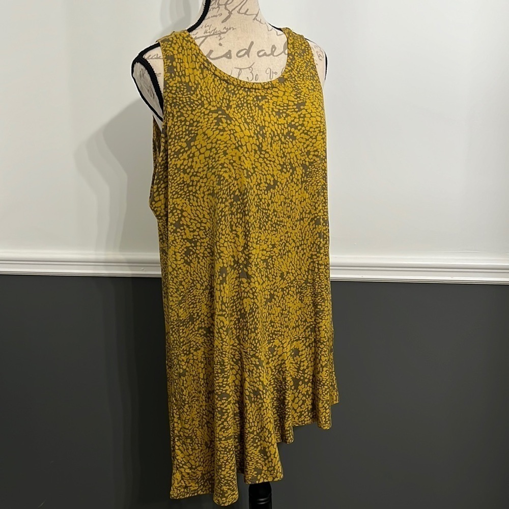 LOGO Layers XL Tank Top Loose Fit Yellow/Brown Design - Picture 1 of 6